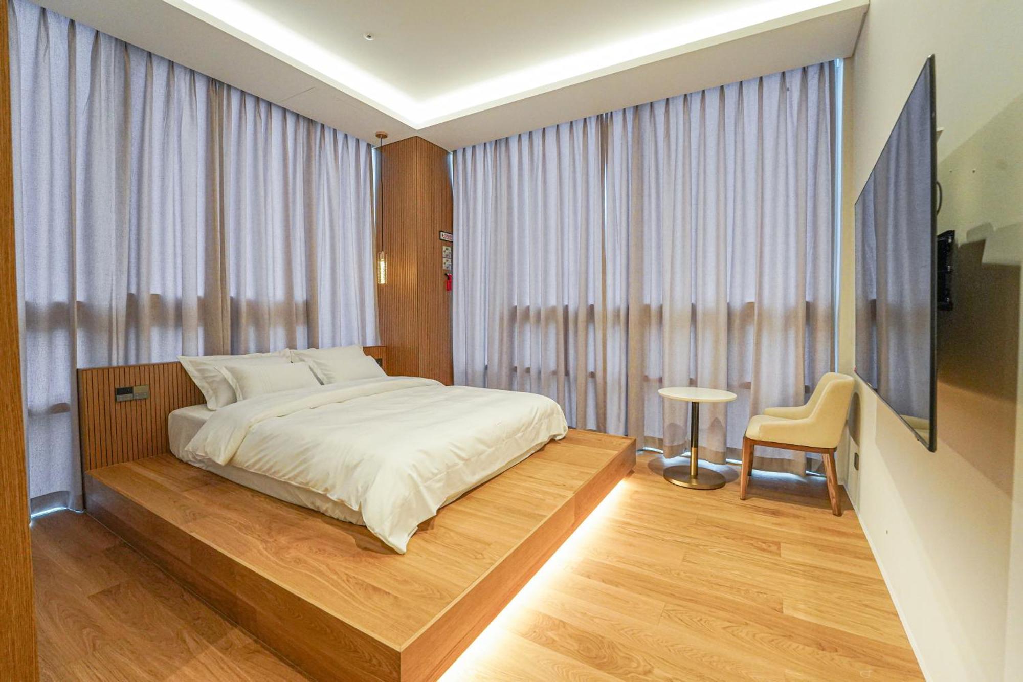 Hotel Ground27 Busan Buitenkant foto