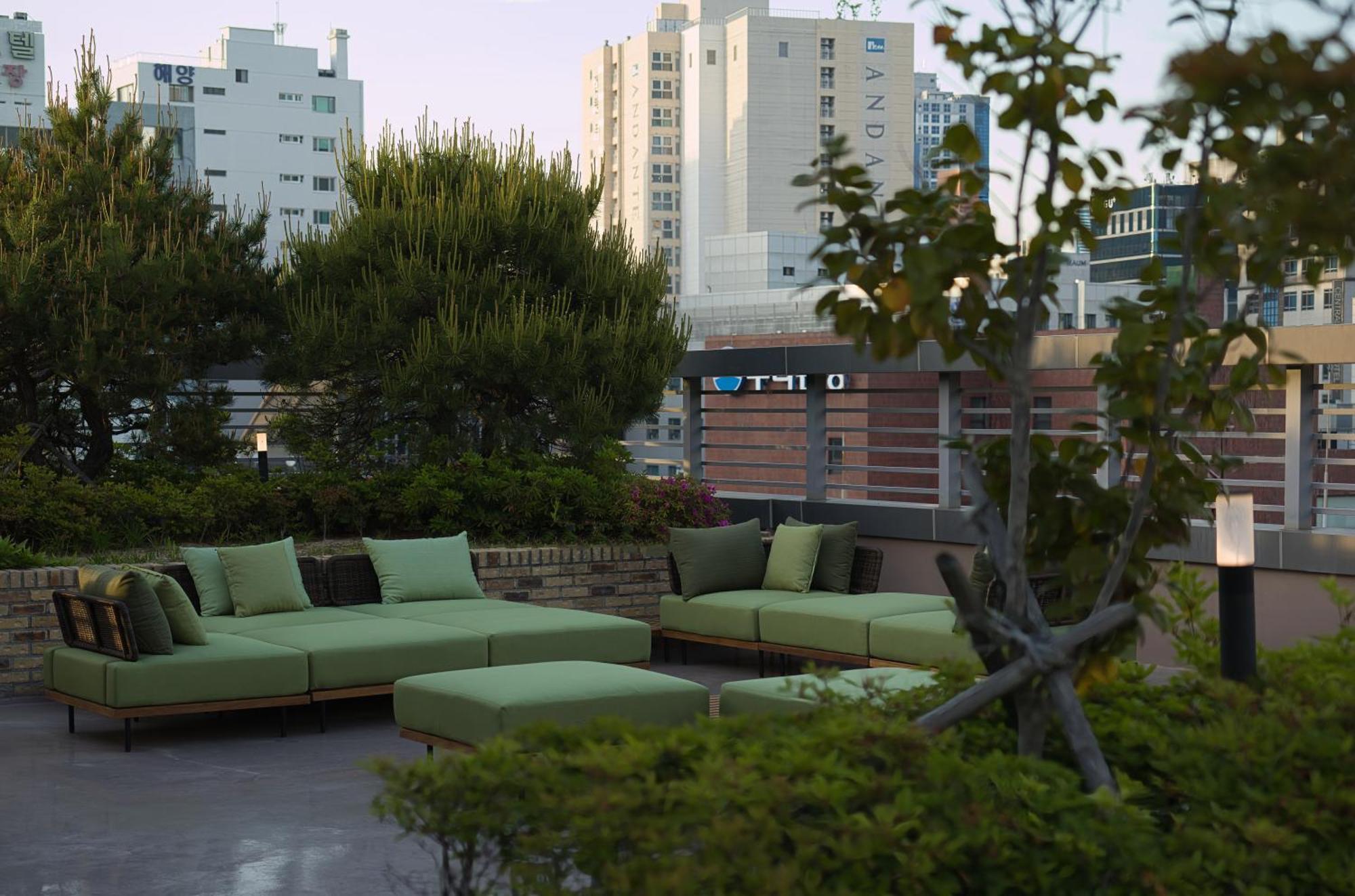 Hotel Ground27 Busan Buitenkant foto